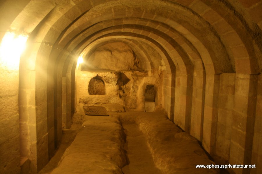 Derinkuyu ciudad subterránea y el Valle de Ihlara,tour de Capadocia thmb img